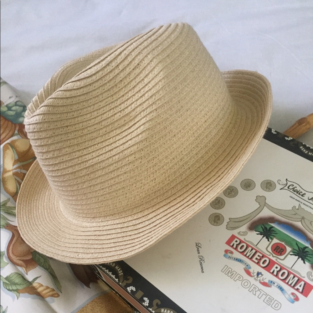 WORLD MARKET FEDORA